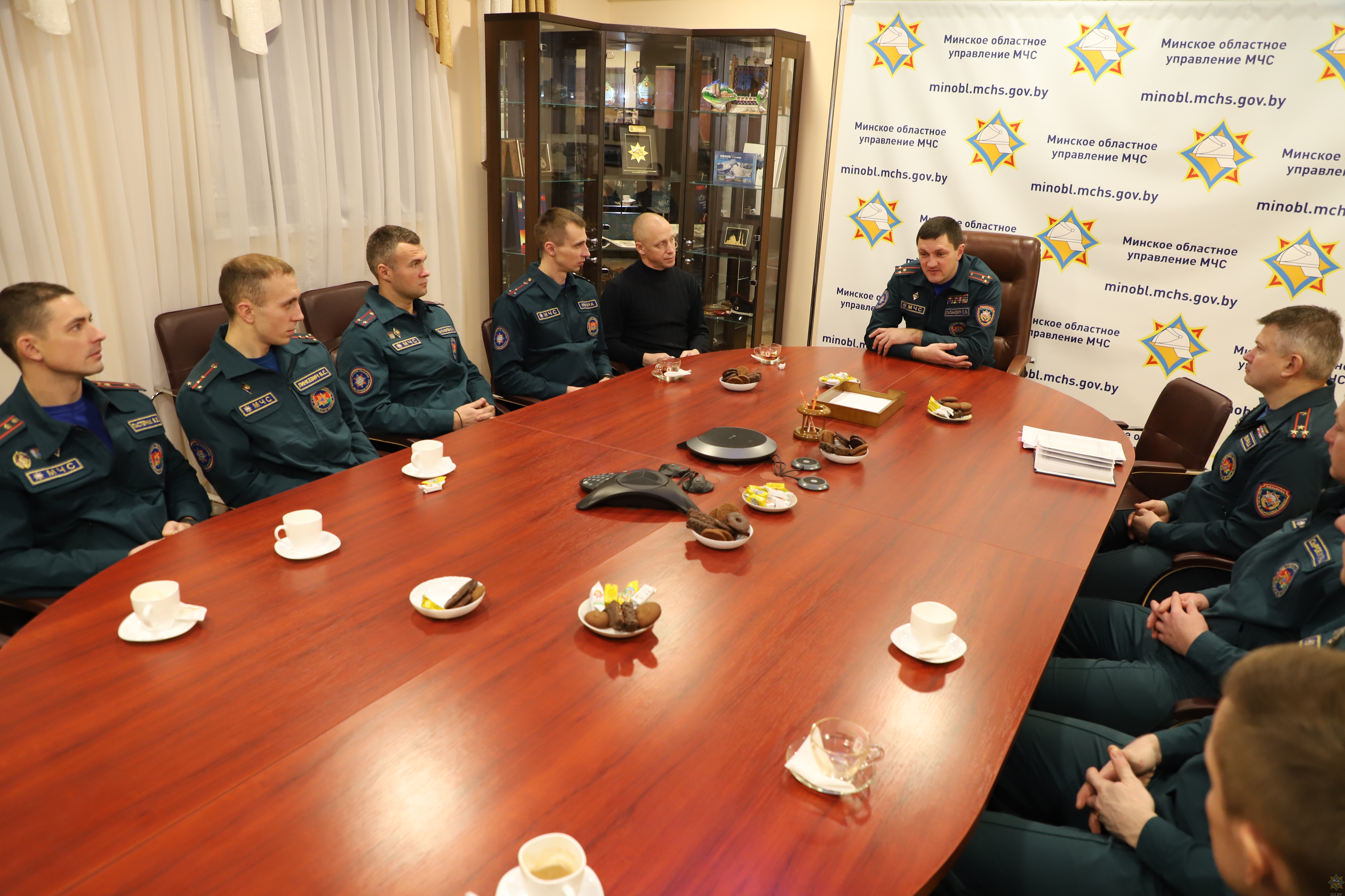 Начальник Минского областного управления МЧС встретился с командой по пожарно-спасательному спорту