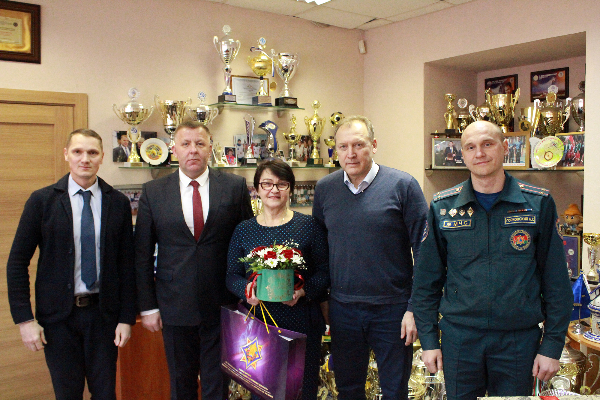 Владимир Ващенко и Александр Худолеев поздравили Маргариту Андриенко с Днем рождения