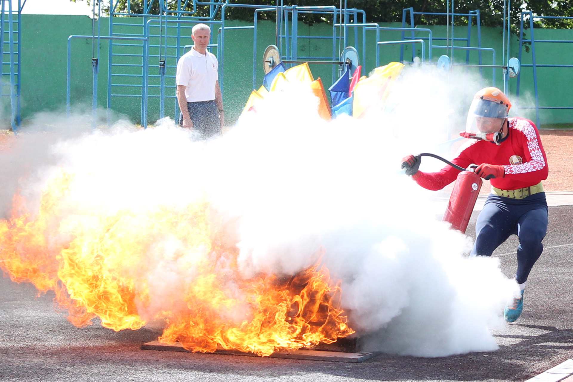 Сборная Гомельской области стала победителем чемпионата страны по пожарно-спасательному спорту